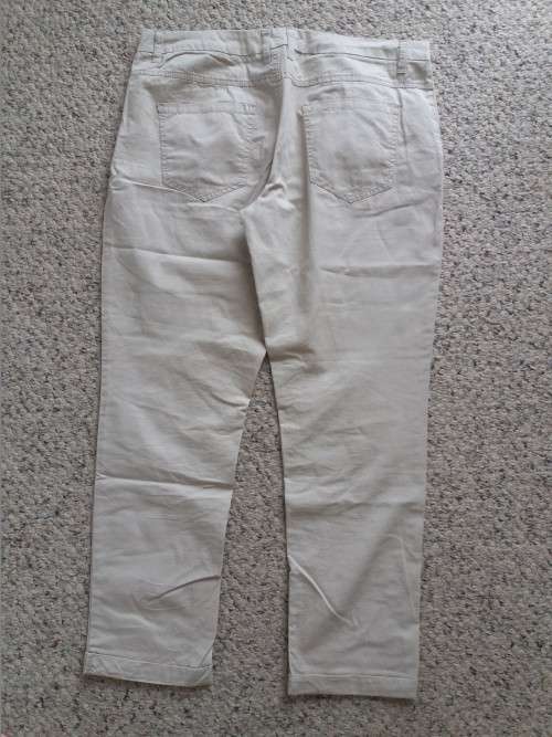 PALE BEIGE PANTS