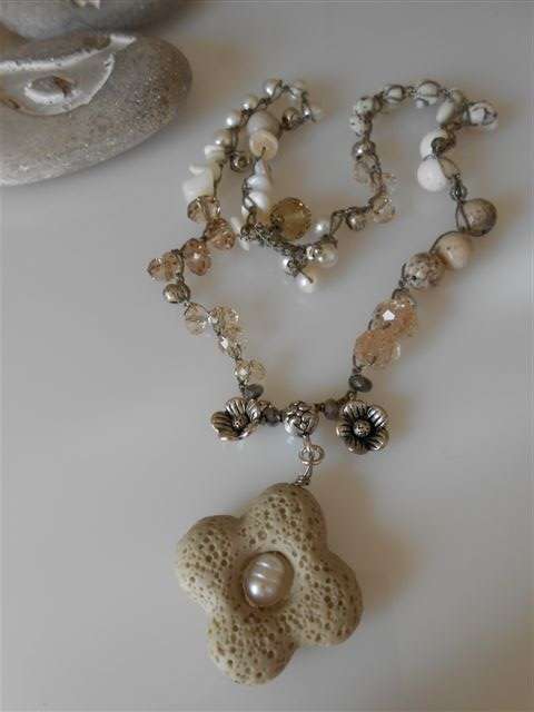BOHO-CHIC CROCHET NECKLACE