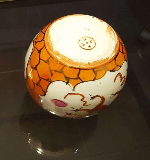 Hand painted Chinese porcelain Ginger jar