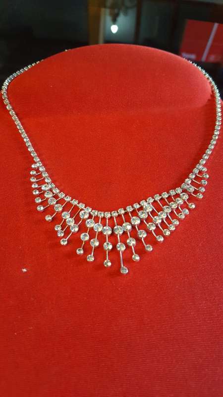 Diamante Choker