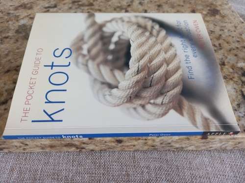 The Pocket Guide To Knots - Peter Owen