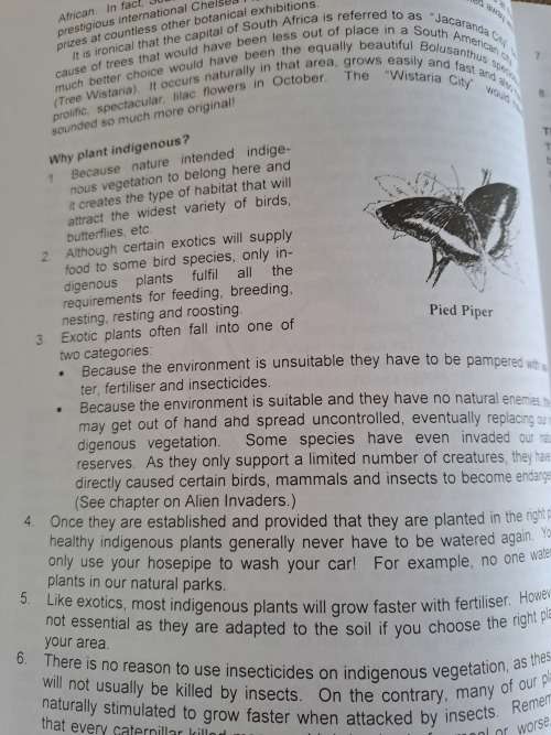 Bring Nature Back To Your Garden: A Wildlife Handbook - Charles & Julia Botha