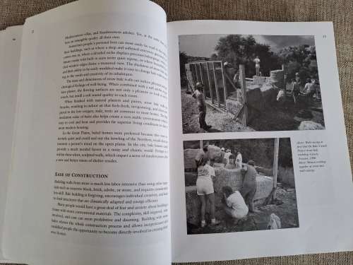 The Straw Bale House - Athena Swentzell Steen, Bill Steen, David Bainbridge