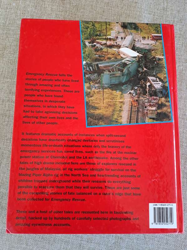 Emergency Rescue True Stories of Courage and Heroism - Allan Hall