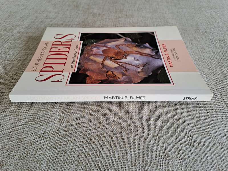 Southern African Spiders An Identification Guide - Martin R. Filmer