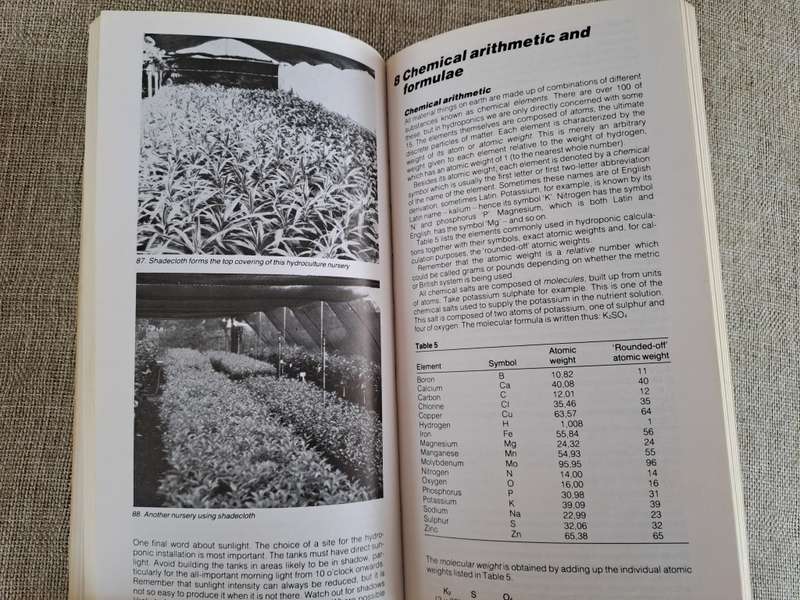 Hydroponics The Complete Guide to Gardening Without Soil - Dudley Harris