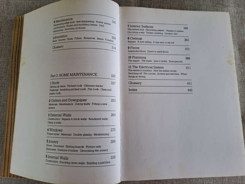 The Practical Woodworker - Carpentry and Home Maintenance
