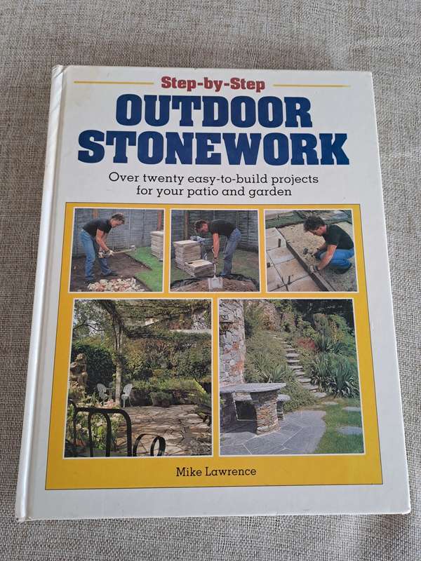 Step-by-Step Outdoor Stonework - Mike Lawrence