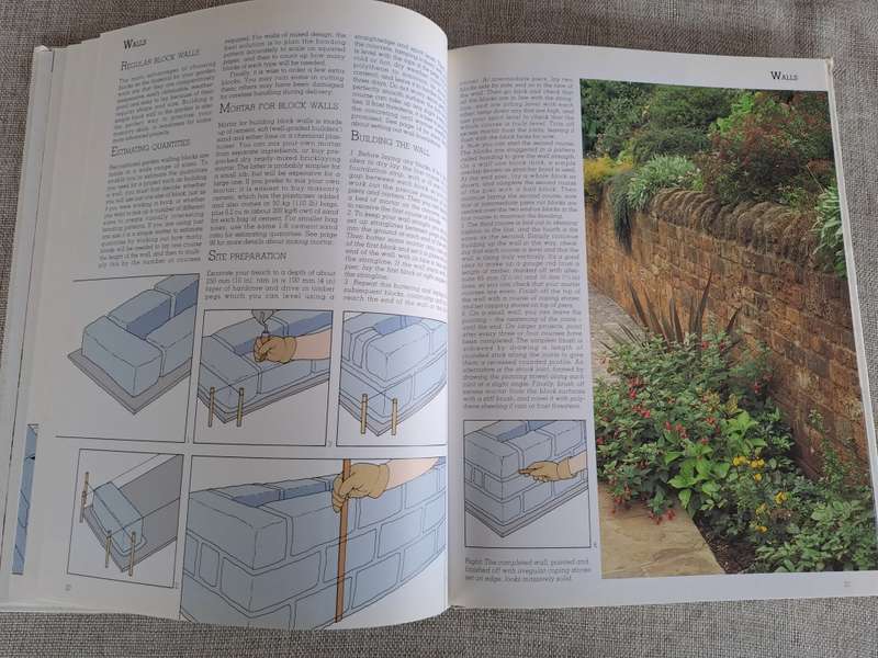 Step-by-Step Outdoor Stonework - Mike Lawrence