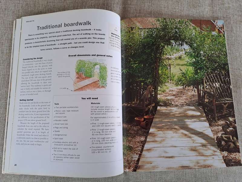 Decks & Decking - 15 Stey-by-Step Projects - Alan & Gill Bridgewater