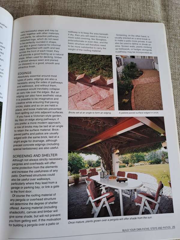Build Your Own Paths, Steps & Patios - Penny Swift and Janek Szymanowski