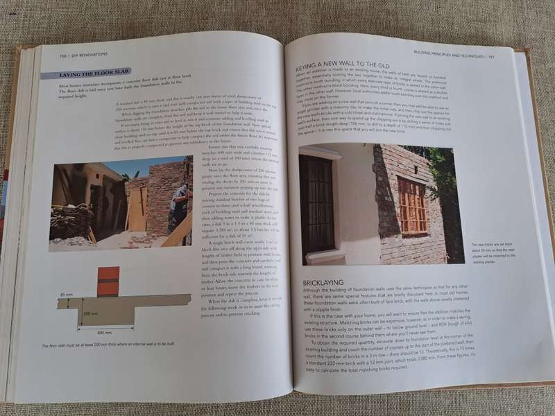 The DIY Home Renovation Manual - Michael Price and Rod Baker