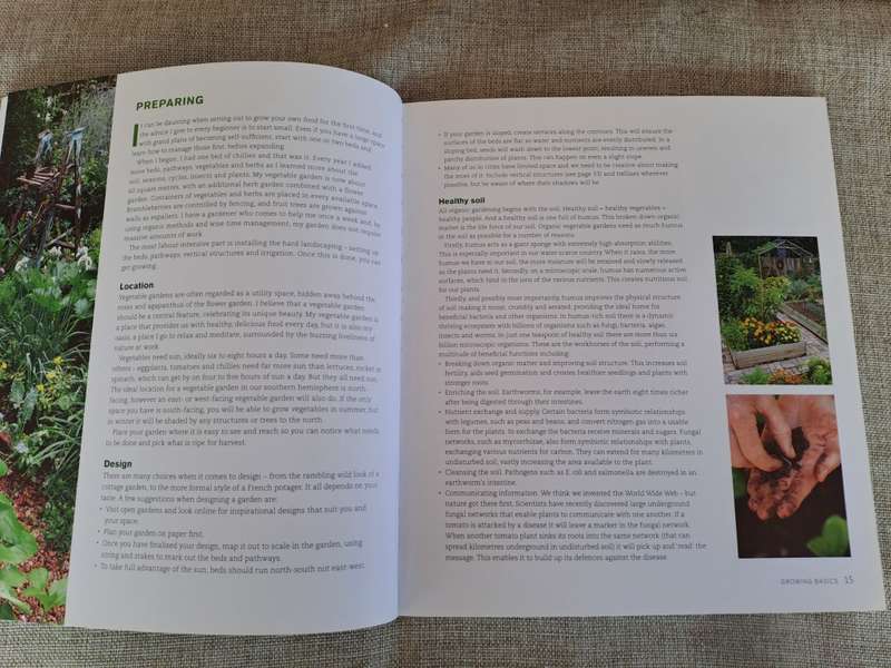 Jane's Delicious A-Z of Vegetables - A guide to growing organic vegetables in South Africa