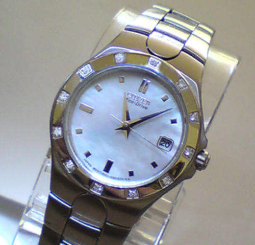 *R2,365.00* Citizen Eco-Drive Ladies Eco Drive Corso SS with DIAMONDS!