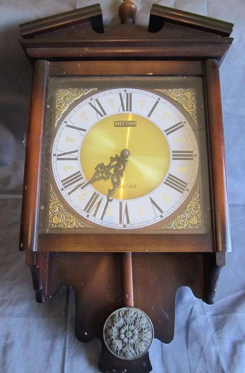 WALL CLOCK
