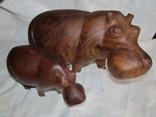 SET OF HIPPOS