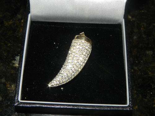9ct Gold Horn Pendant with Crystals