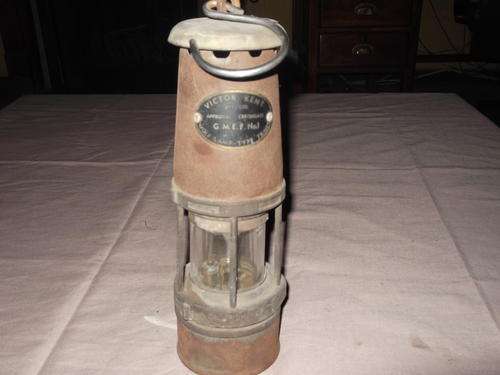 Wolf Lamp