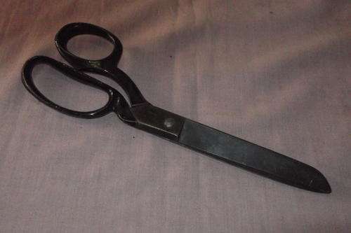 Black Scissors