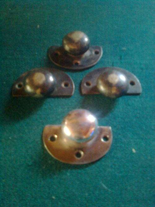 4 Retro Handles