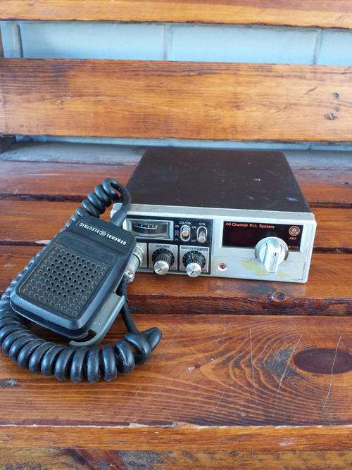 CB Radio.General Electric (GE) Two way Radio