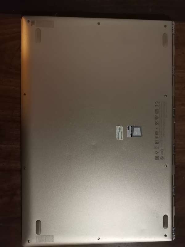 Lenovo Yoga, Touch Screen Rose Gold,  920-13ikb Core i7 8th Gen 8GB Memory + 512GB NVME
