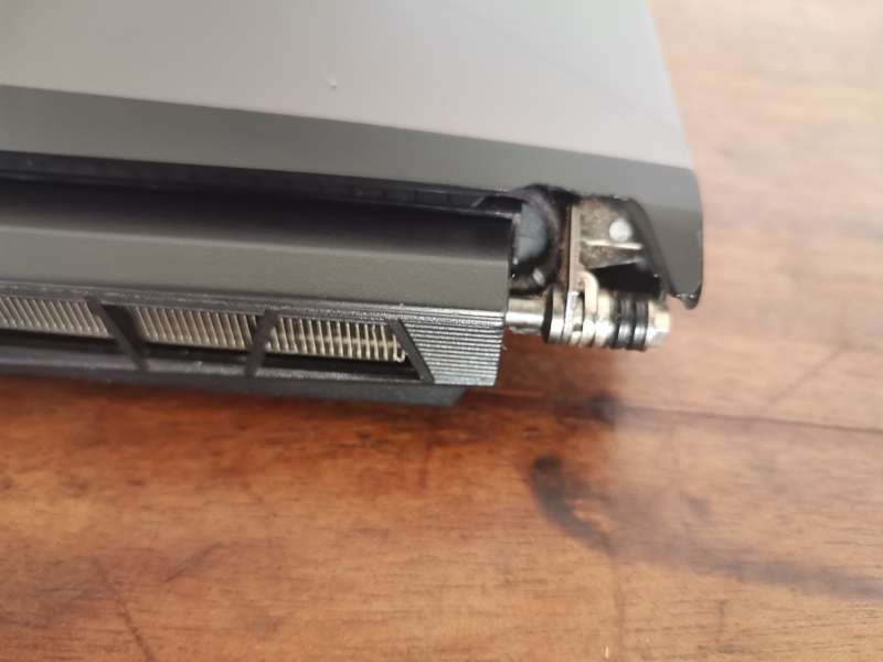 MSI 17inch Core Intel i7 16GB DDR4 Ram 256GB NVME