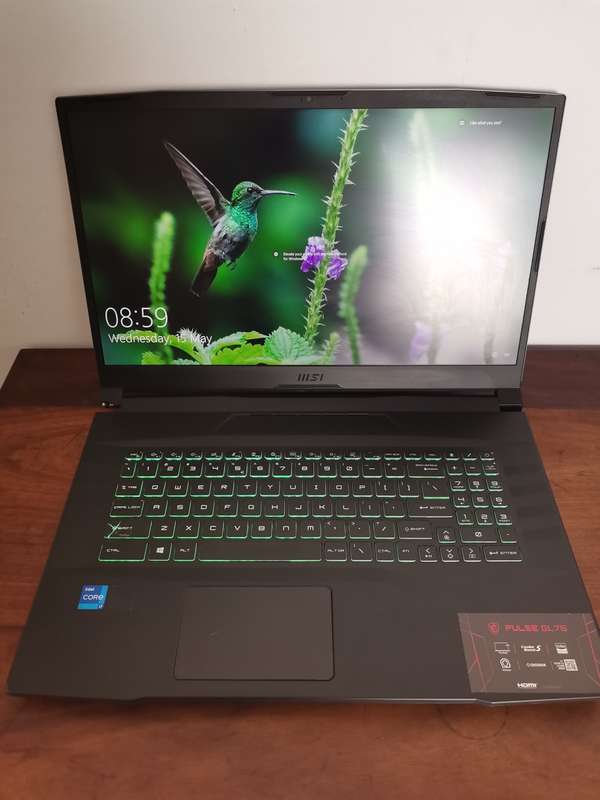 MSI 17inch Core Intel i7 16GB DDR4 Ram 256GB NVME
