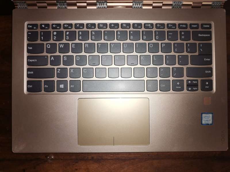 Lenovo Yoga, Touch Screen Rose Gold,  920-13ikb Core i7 8th Gen 8GB Memory + 512GB NVME