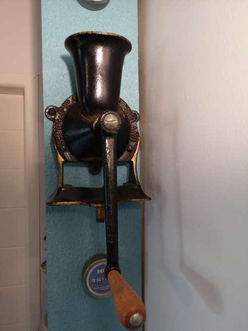 Antique Large Cast Iron No.3 Spong & Co Ltd Coffee Mill