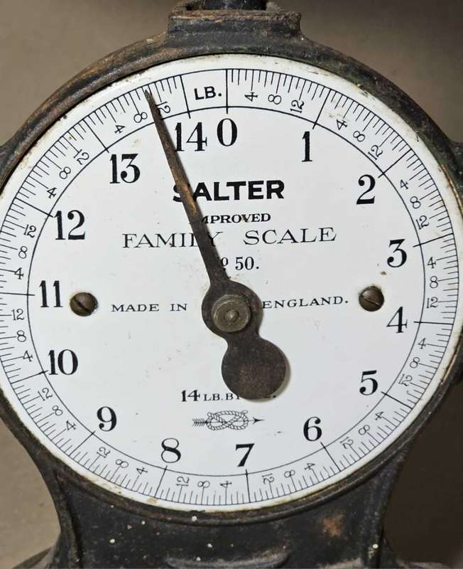 Vintage Salter Scale `White Face` - GREAT CONDITON / RARE