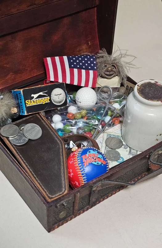 Vintage Treasure Chest Lot of Miscellaneous Items - GREAT STUFF