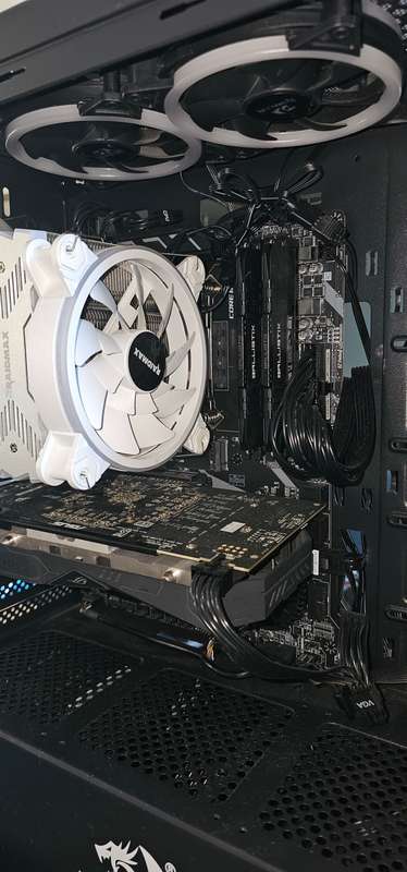 AMD RYZEN 7 5800X