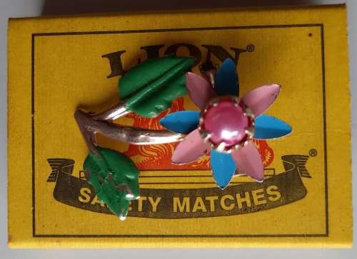 Pink and blue flower brooch