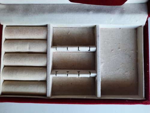 vintage Velvet jewellery box