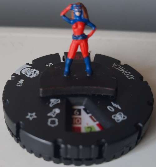 Heroclix #13 Atomica
