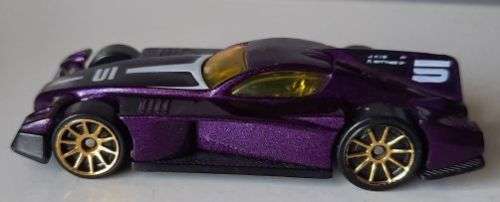 HotWheels Formul8r car