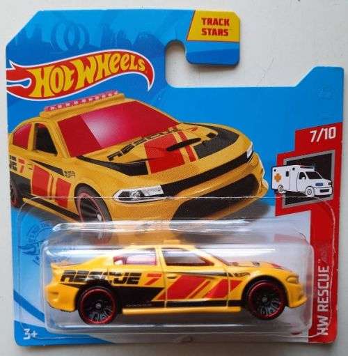 Hot wheels `15 Dodge Charger SRT