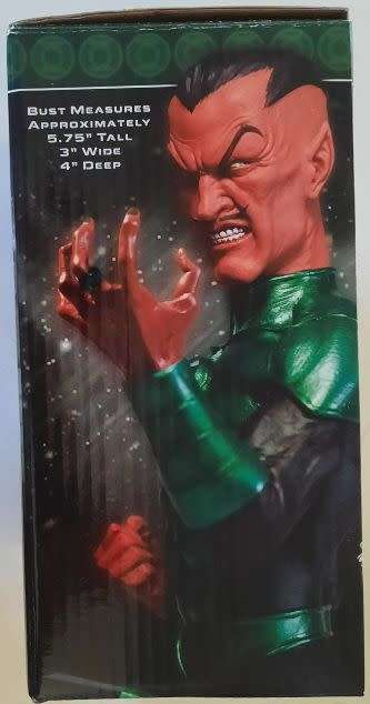 Heroes of the DC universe: Blackest knight Green Lantern Sinestro bust