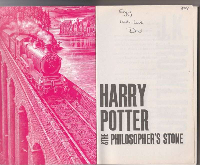 Harry Potter & the Philosopher`s stone - J.K. Rowling