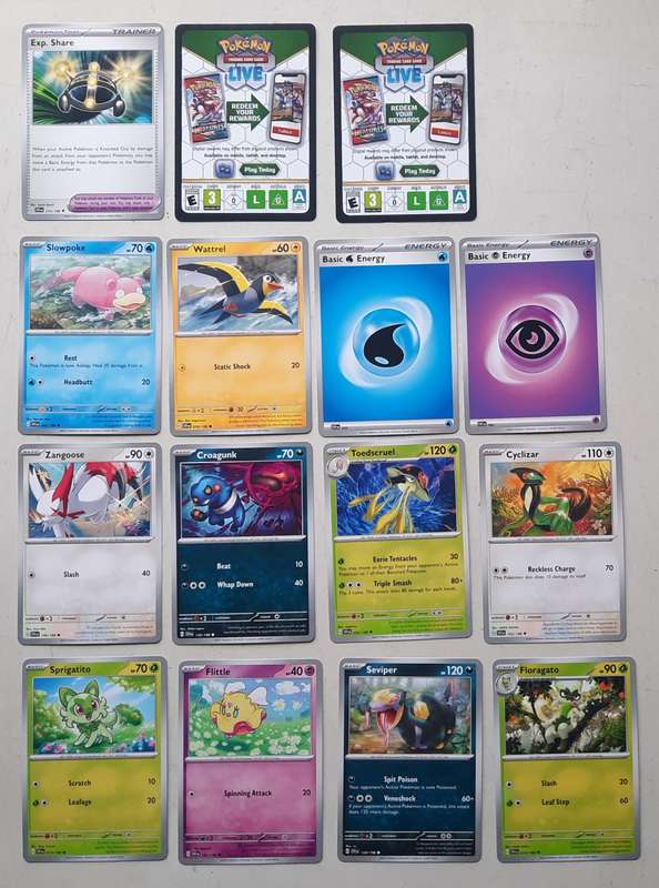 Pokemon: Scarlet & Violet - Lot of 13 cards + 2 unclaimed digital codes