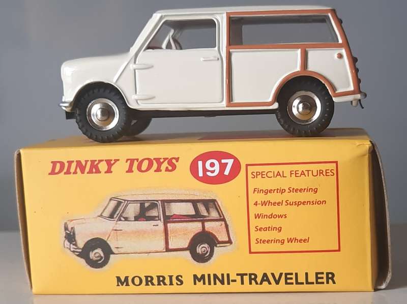 Dinky Toys #197 Morris Mini-Traveller
