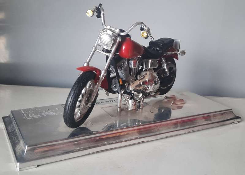 Harley-Davidson FXDL Dyna Low rider