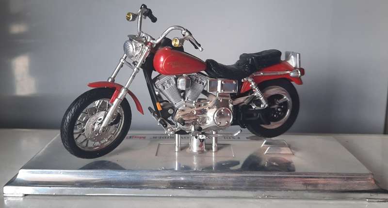 Harley-Davidson FXDL Dyna Low rider