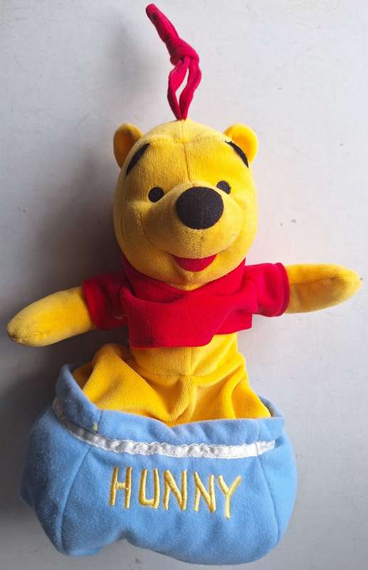 Winnie Pooh Plush with working music box 27cm tall