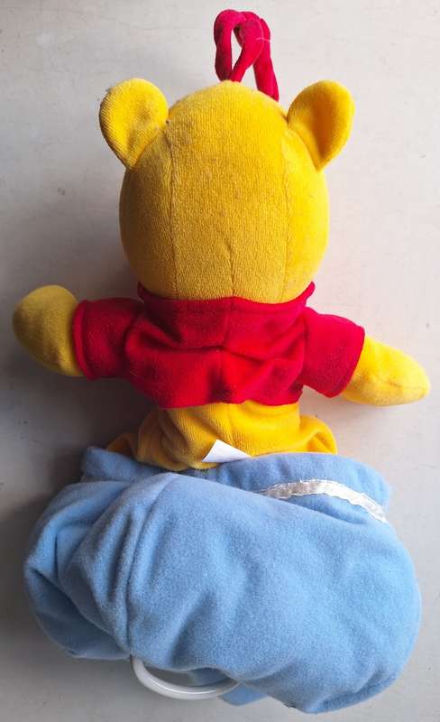 Winnie Pooh Plush with working music box 27cm tall