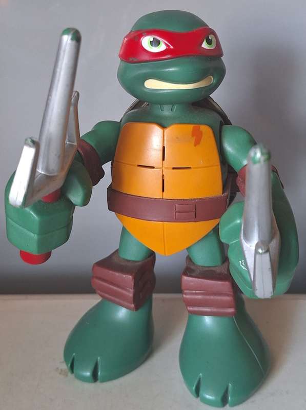 Teenage Mutant Ninja Turtles Raphael (15cm tall)