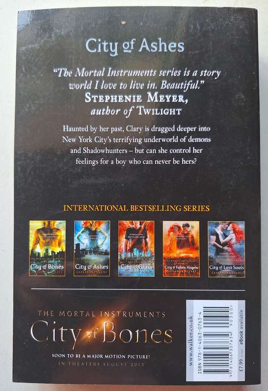 City of Ashes by Cassandra Clare