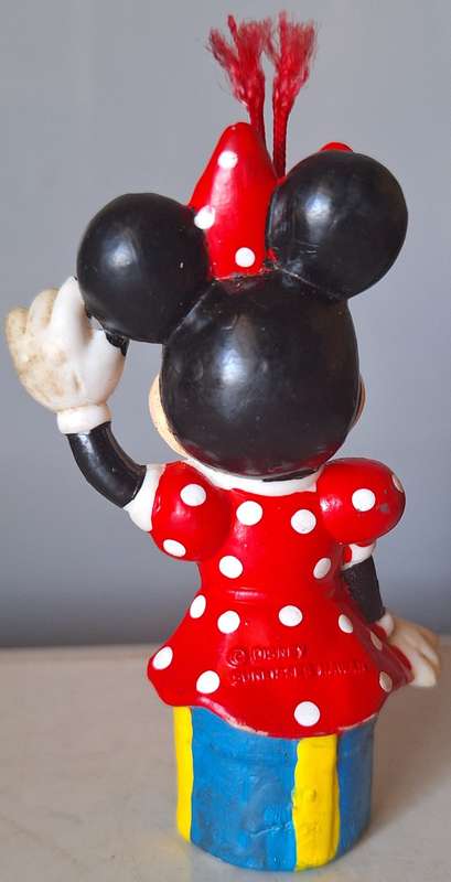 Vintage Minnie Mouse PVC figure (7.5cm tall)