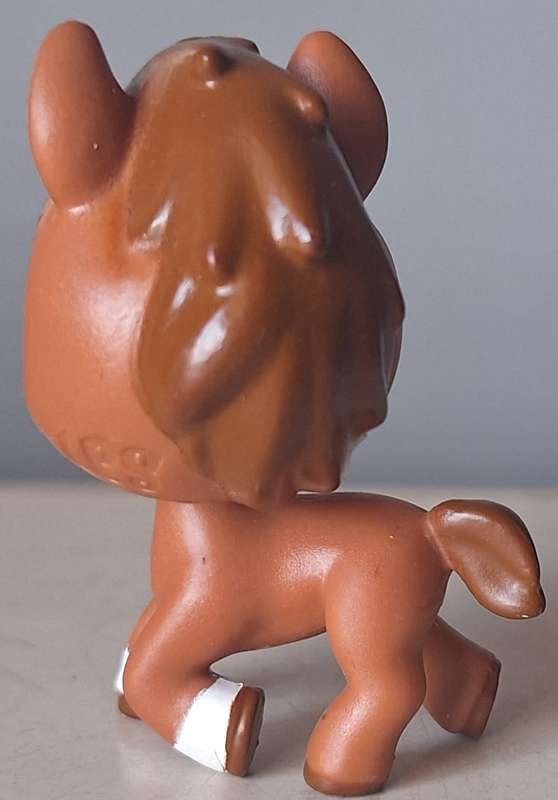 My little Petshop Horse with blue eyes Figure